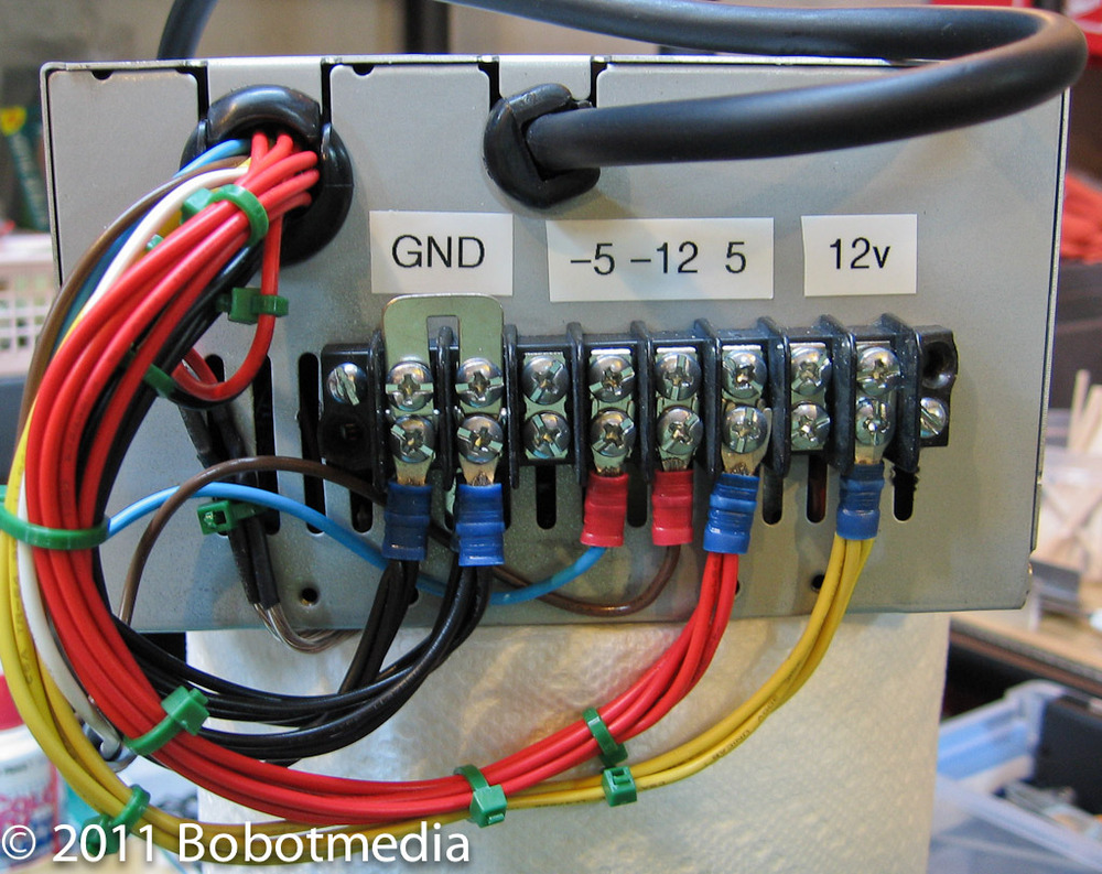 Computer power supply for model railroad building lights